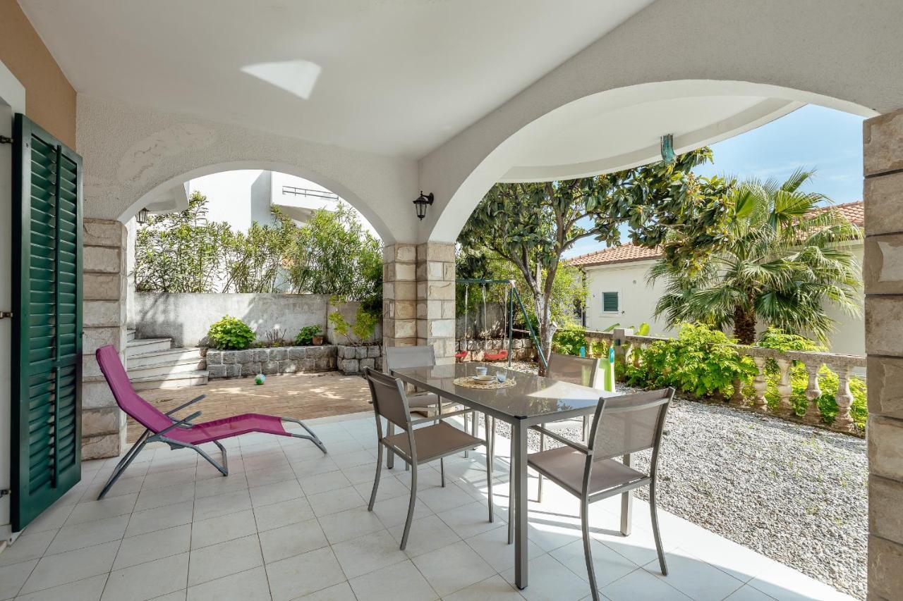 Apartmani Divna Herceg Novi Exterior foto